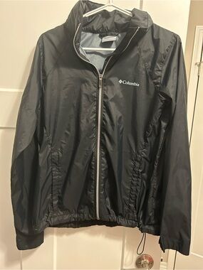 New Columbia Lightweight Black Windbreaker Jacket.  Never worn.